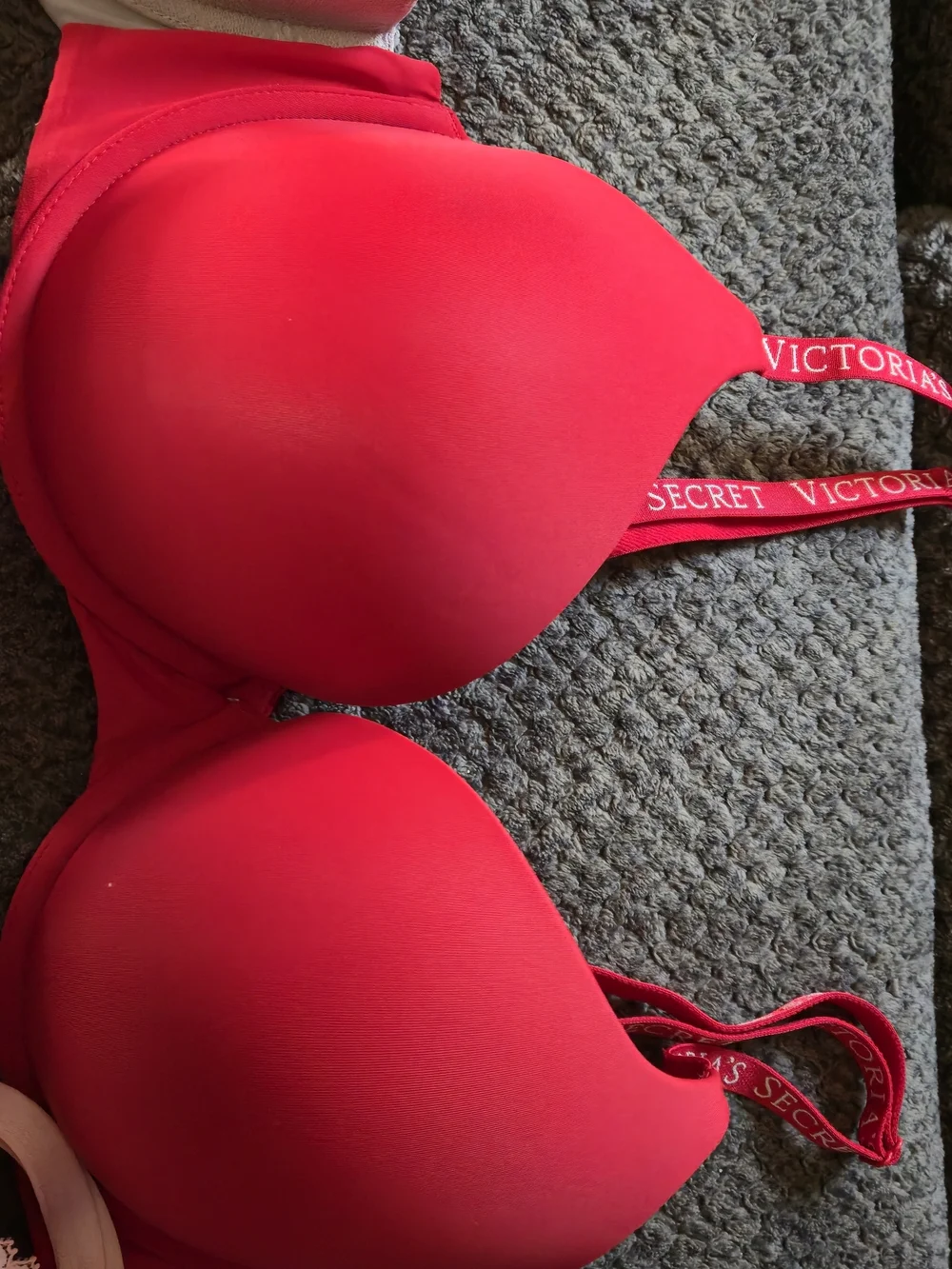 3 VS Bras Gently Loved Included In Lot Of 6 - Picture 5 of 16